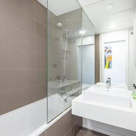 Stunning 2 Bedroom Ground Floor Le Mirage Rdr339 公寓 埃斯特波纳