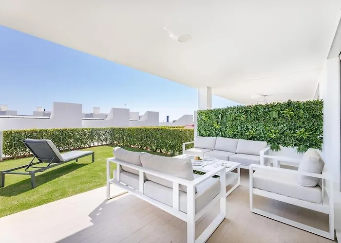 Stunning 2 Bedroom Ground Floor Le Mirage Rdr339 아파트